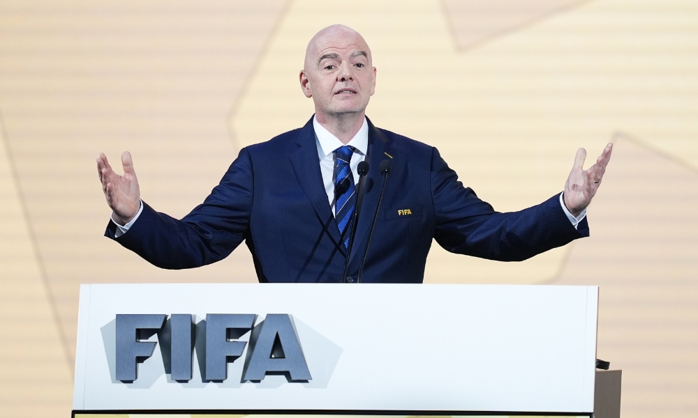 爱游戏官网:篮网官方宣布裁掉双向球员崔永熙,并发布致谢海报新黄河.